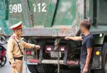 Án phạt 34,5 triệu đồng và bài học về bảo trì xe ben: Khi bưởng sau thùng hàng không còn đảm bảo an toàn