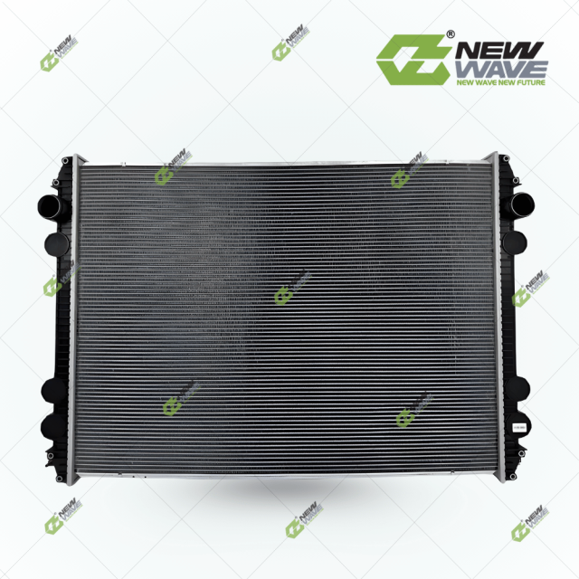 Két nước FREIGHTLINER đời 2004 NWFR004 New Wave